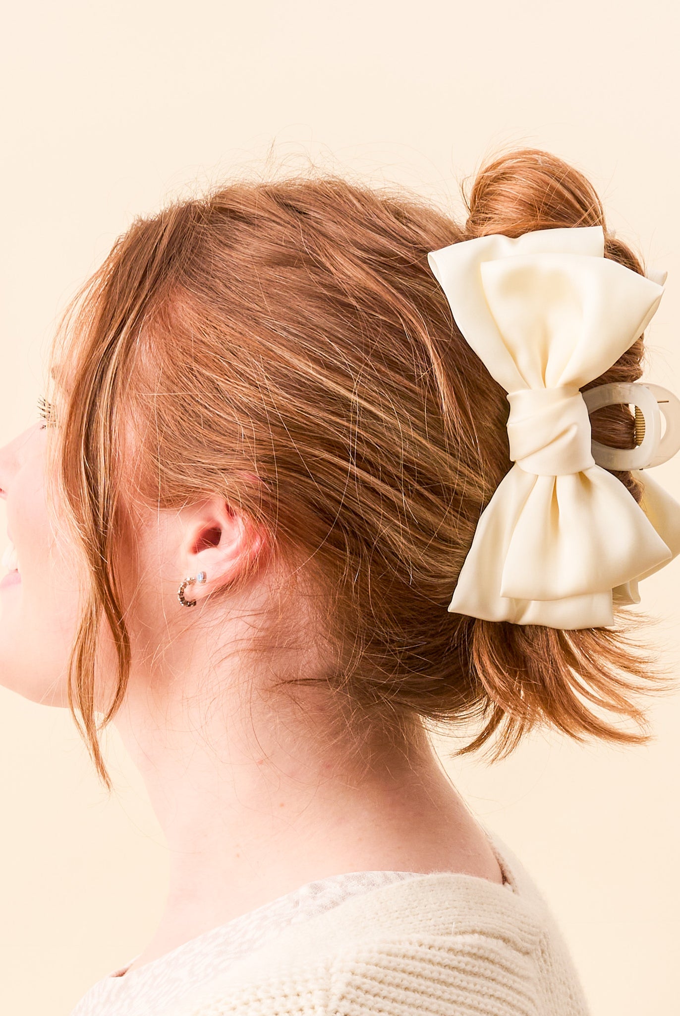 Satin Bow Claw Clip-290 Beauty-faire - The Darling Effect-Hello Friends Boutique-Woman's Fashion Boutique Located in Traverse City, MI