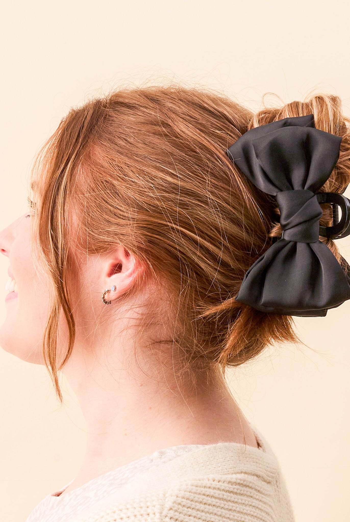 Satin Bow Claw Clip-290 Beauty-faire - The Darling Effect-Hello Friends Boutique-Woman's Fashion Boutique Located in Traverse City, MI