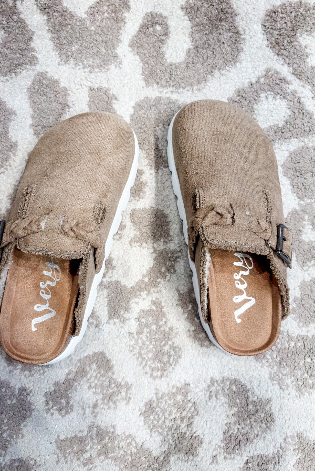 Cali Very G Slip-On Mule (6-11)-250 Shoes-Very G-Hello Friends Boutique-Woman's Fashion Boutique Located in Traverse City, MI