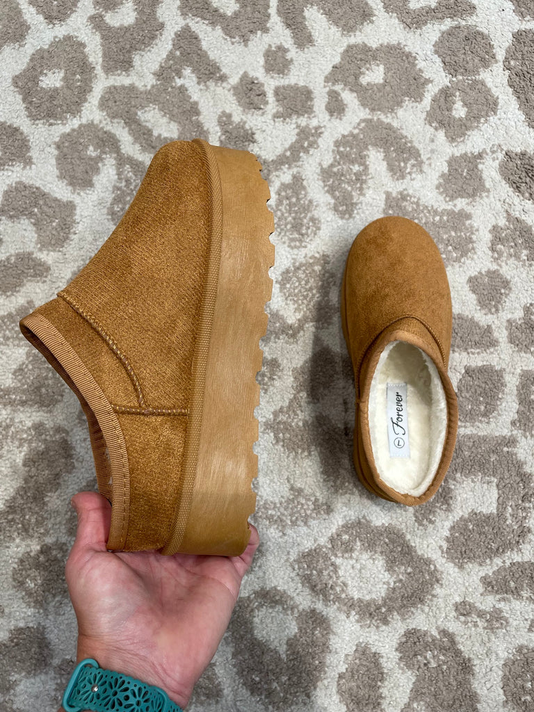 Cozy Chorus Sherpa Slippers in Tan (6-10)-250 Shoes-CCOCCI-Hello Friends Boutique-Woman's Fashion Boutique Located in Traverse City, MI