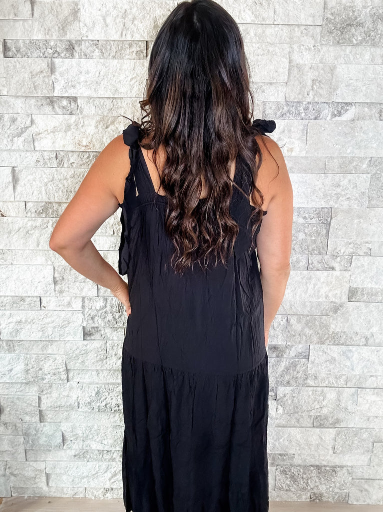 Spin You Around Dress in Black (S-3XL)-180 Dresses-Andree By Unit-Hello Friends Boutique-Woman's Fashion Boutique Located in Traverse City, MI